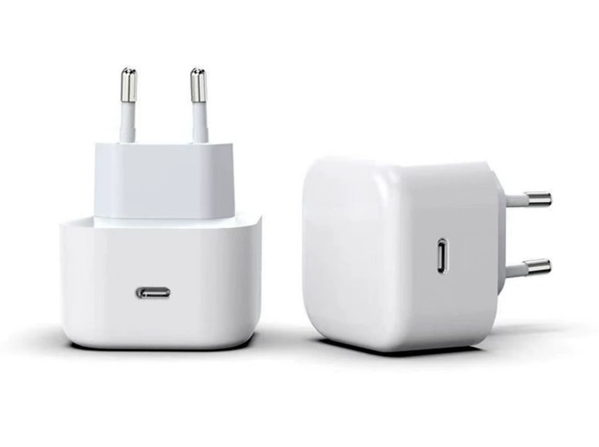 USB-C 40W Pover adapter